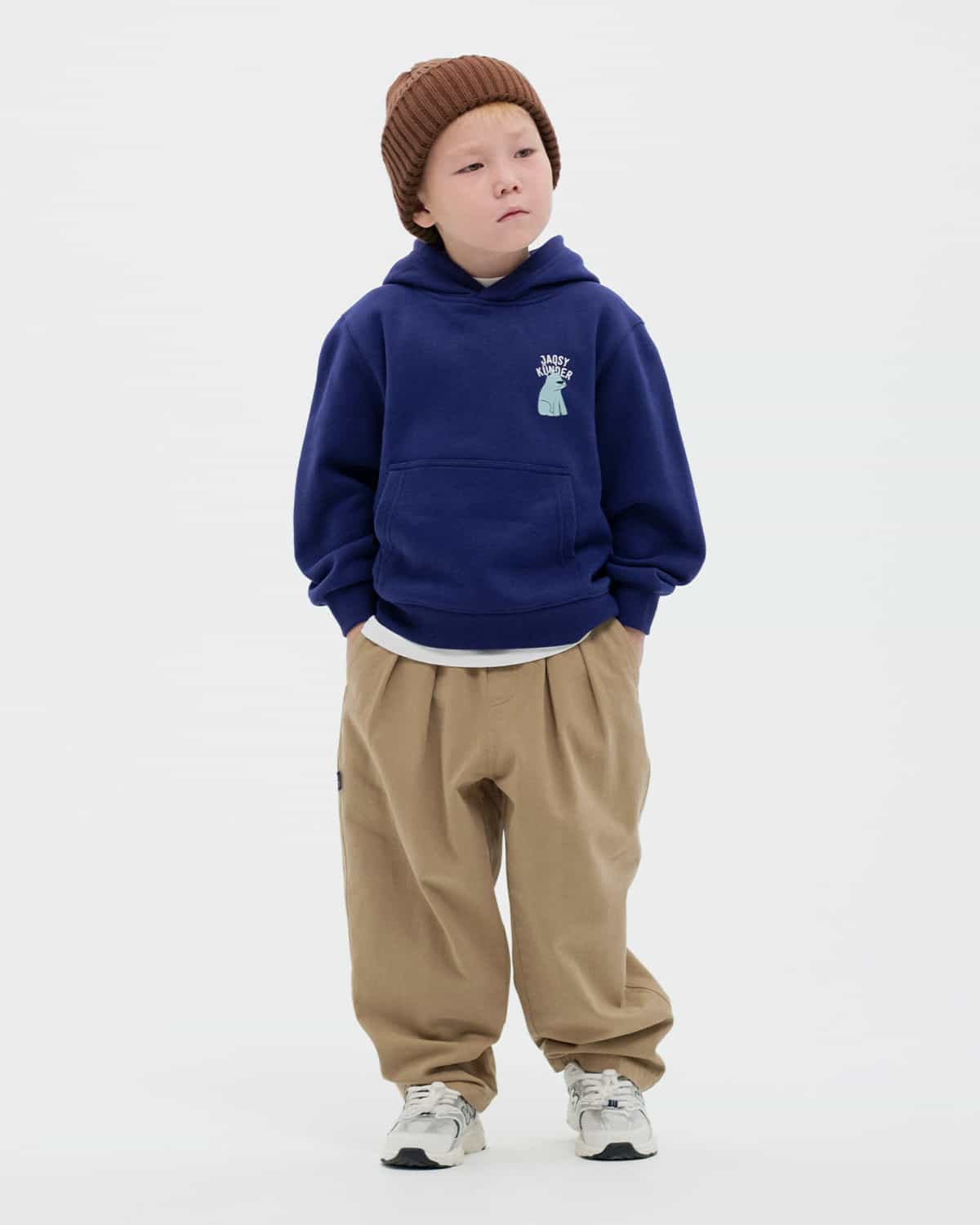 БҮРЖЕЙДЕ БАЛА KUNDER ИНДИГО