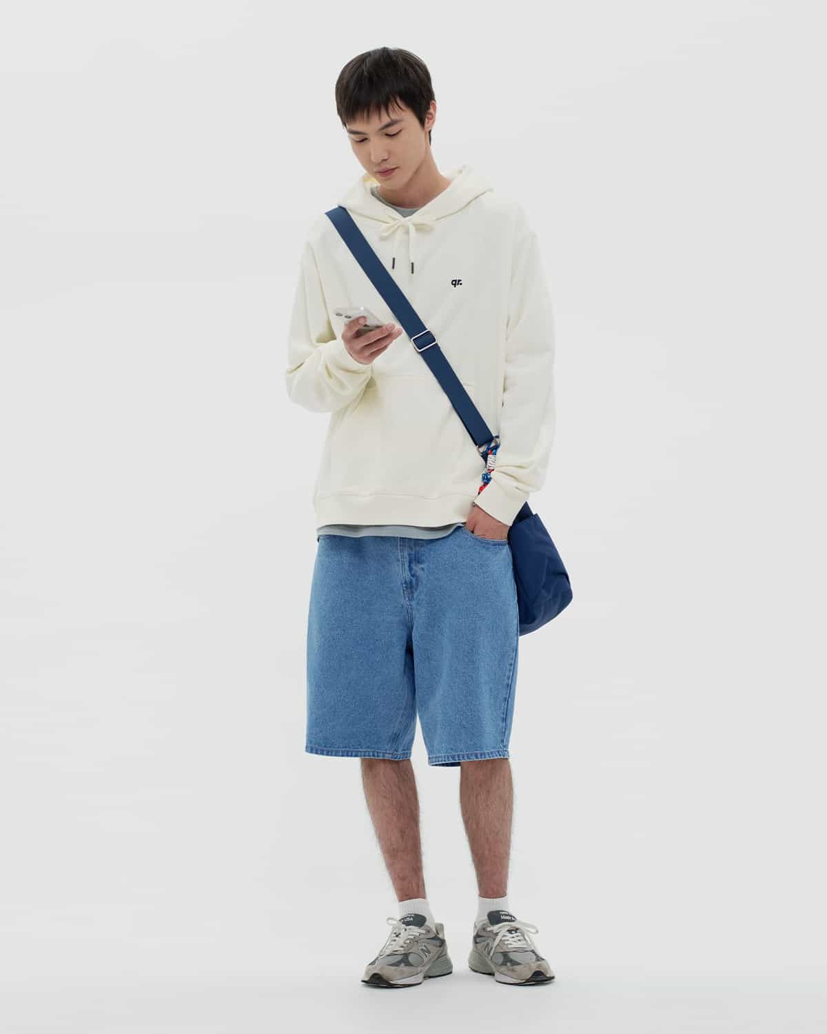 HOODIE BASIC QRD WHITE
