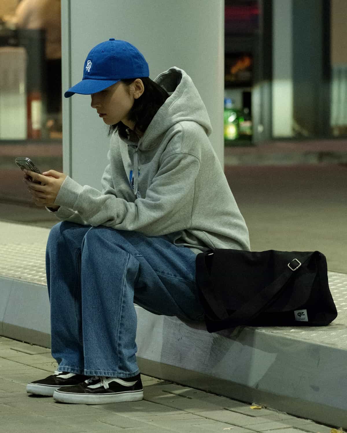 СӨМКЕ MESSENGER ҚАРА