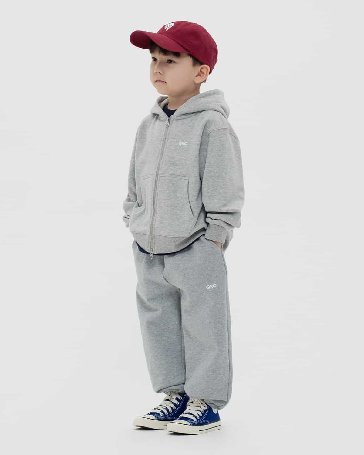 Сырмалы БҮРЖЕЙДЕ БАЛА QRC СҰР МЕЛАНЖ